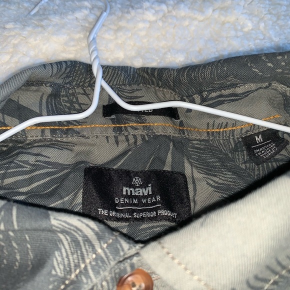 Men’s Short Sleeve Summer Shirt - Picture 2 of 2